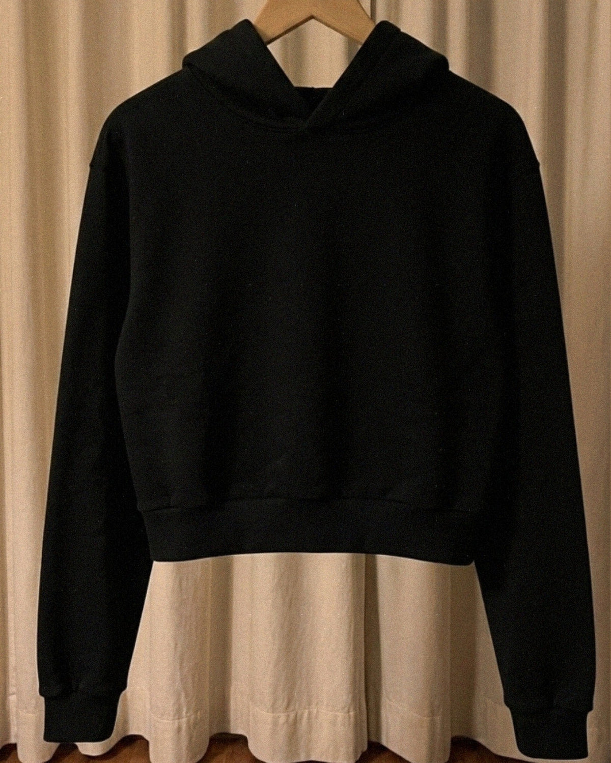 IHATEYOU.inc Women's Cropped Fleece Hoodie – Black — front on-model